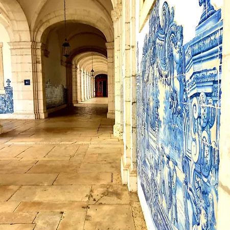 Charme Et Confort Au Coeur De Graca Lisboa